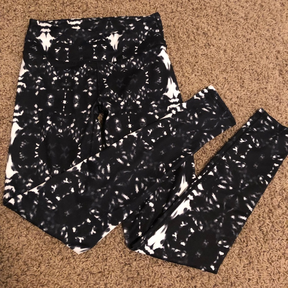 Fabletics low rise leggings